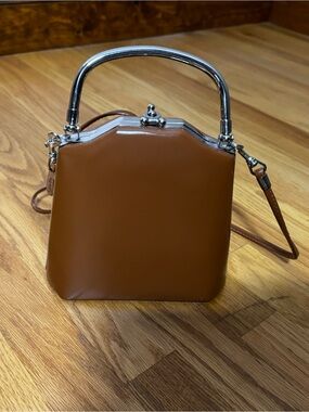 Brown Vintage Style Structured Crossbody Bag Metal Frame Purse